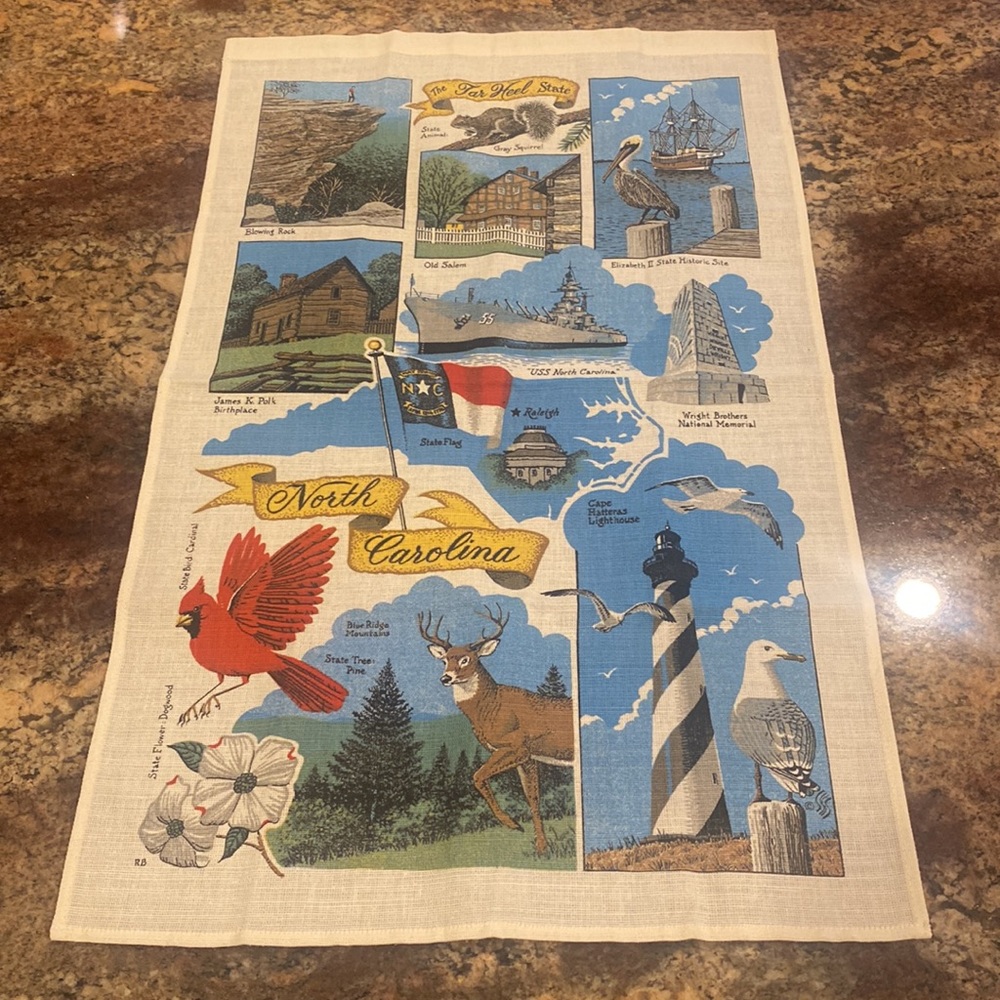 Linen fabric, print art, wall hanging, tea towel of North Carolina, NEW not hung